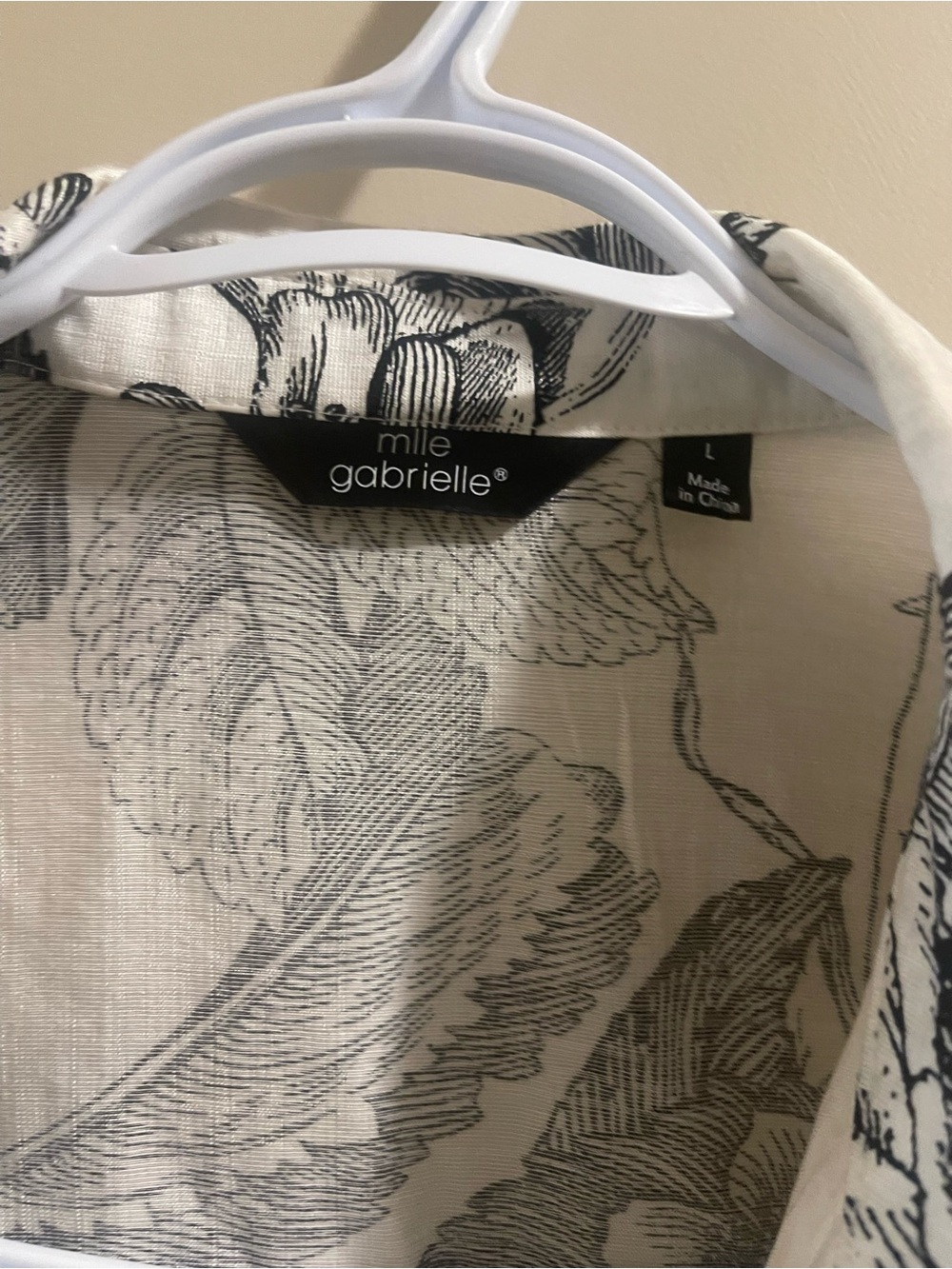 Mlle Gabrielle Women's White & Black Floral Dress